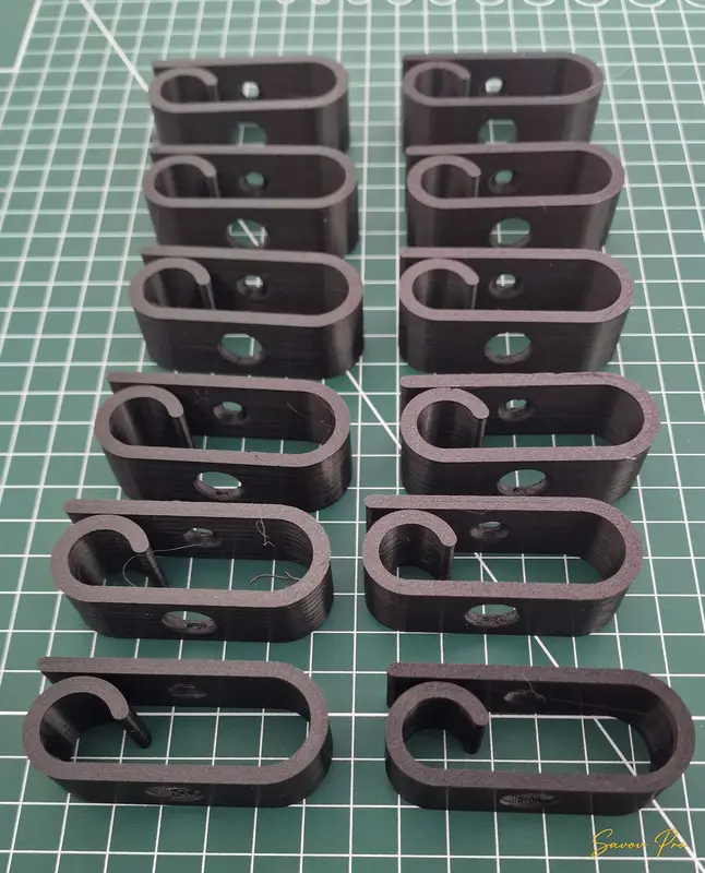 Комплект черни 3D принтирани пластмасови скоби